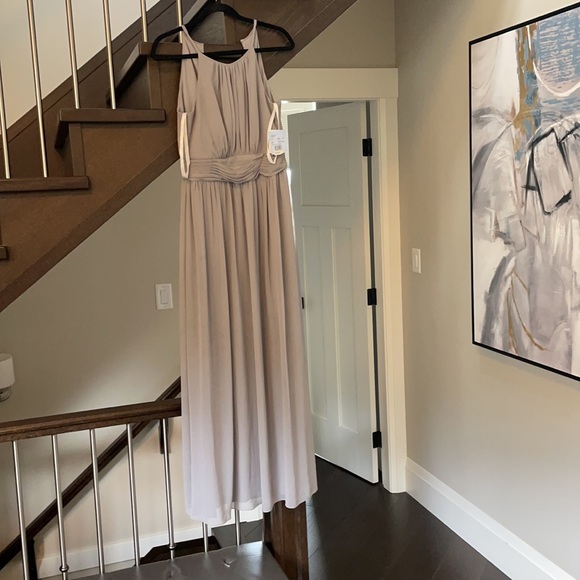 Grey bridesmaids/maxi dress from David’s bridal - Picture 2 of 4